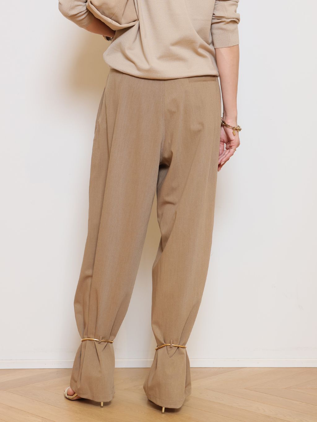 OPTIMOクルーネックプルオーバーのコーディネートスナップ（MUSE