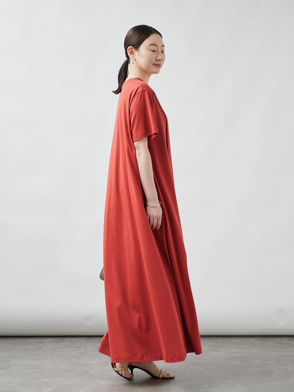 専用★新品　SAQUI VERMEIL par iena別注フレアードレス Tie-Neck Jersey Dressのコーディネートスナップ（VERMEIL Online