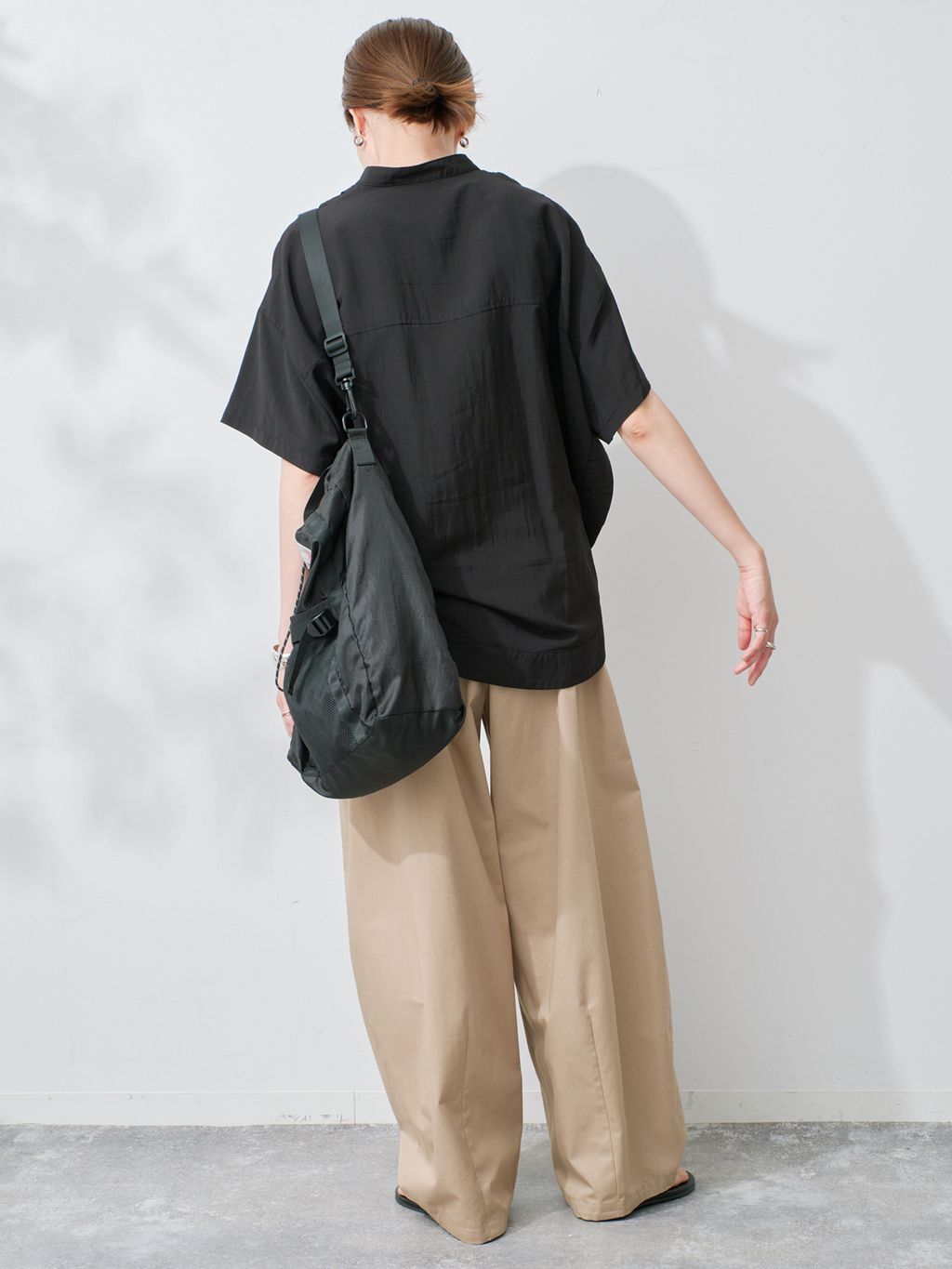 WEB限定/追加》ピンタックスピンドルブラウスのコーディネートスナップ