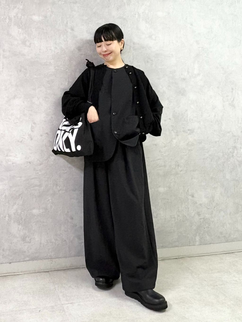 トロピカルベストのコーディネートスナップ（K.H）｜journal standard