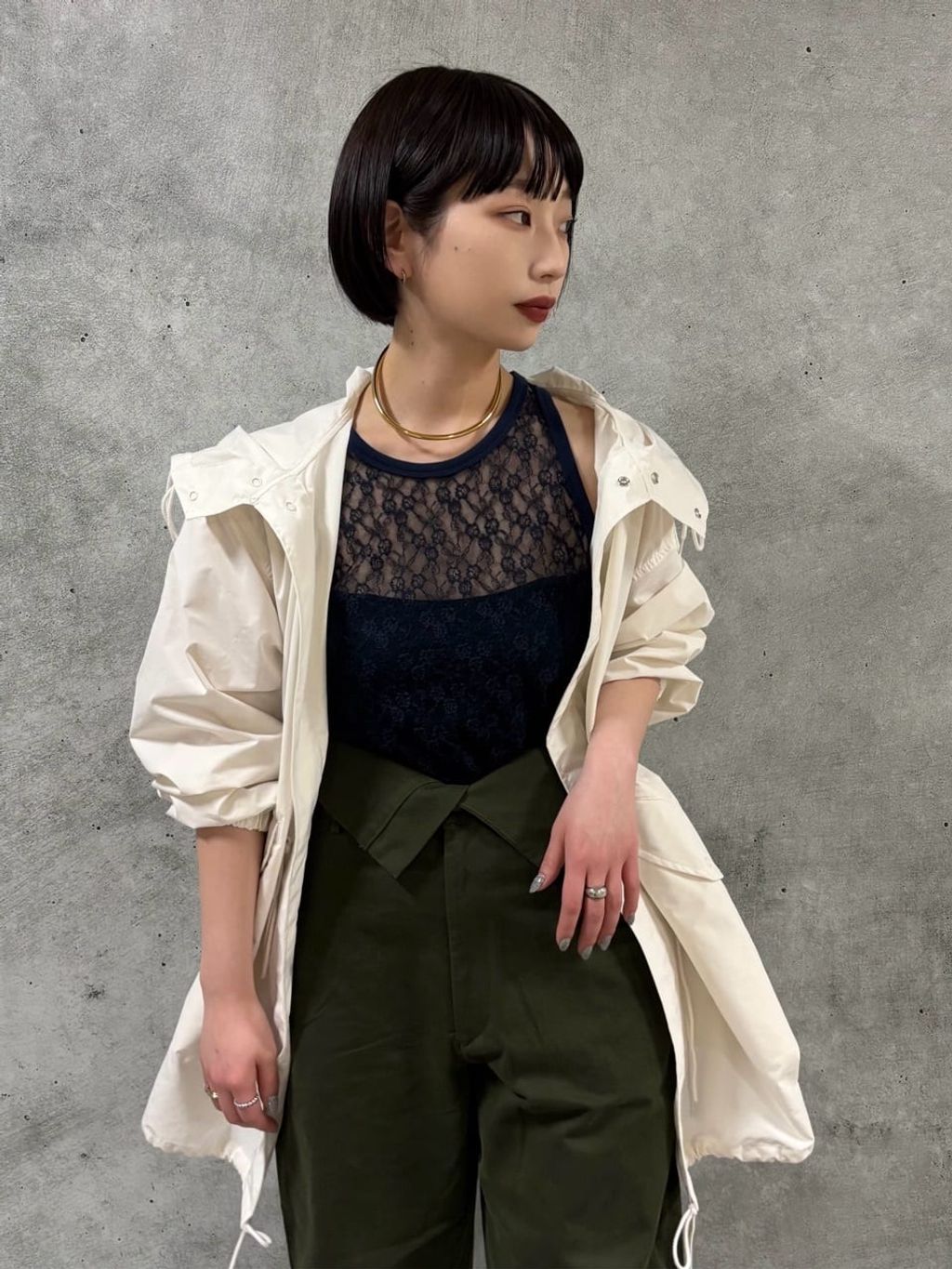 Higuchi*S2WAYハイウエストパンツのコーディネートスナップ（Sakuma