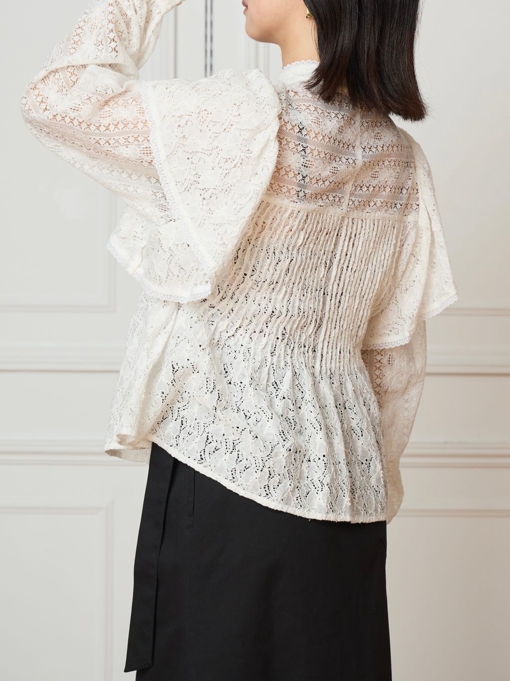 IENA LA BOUCLE レースオンレースブラウスのコーディネートスナップ