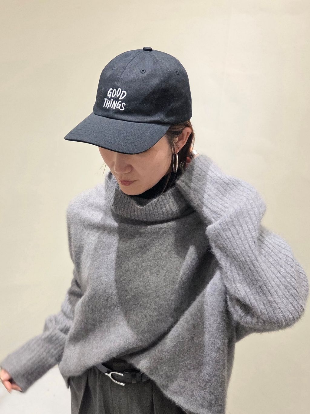 追加》フォックスウールミックスロングリブタートルプルオーバーの