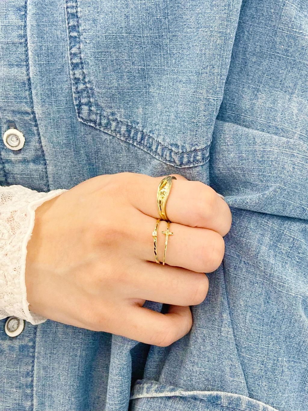 クロスダイヤリング K10のコーディネートスナップ（shiori）｜Lilas