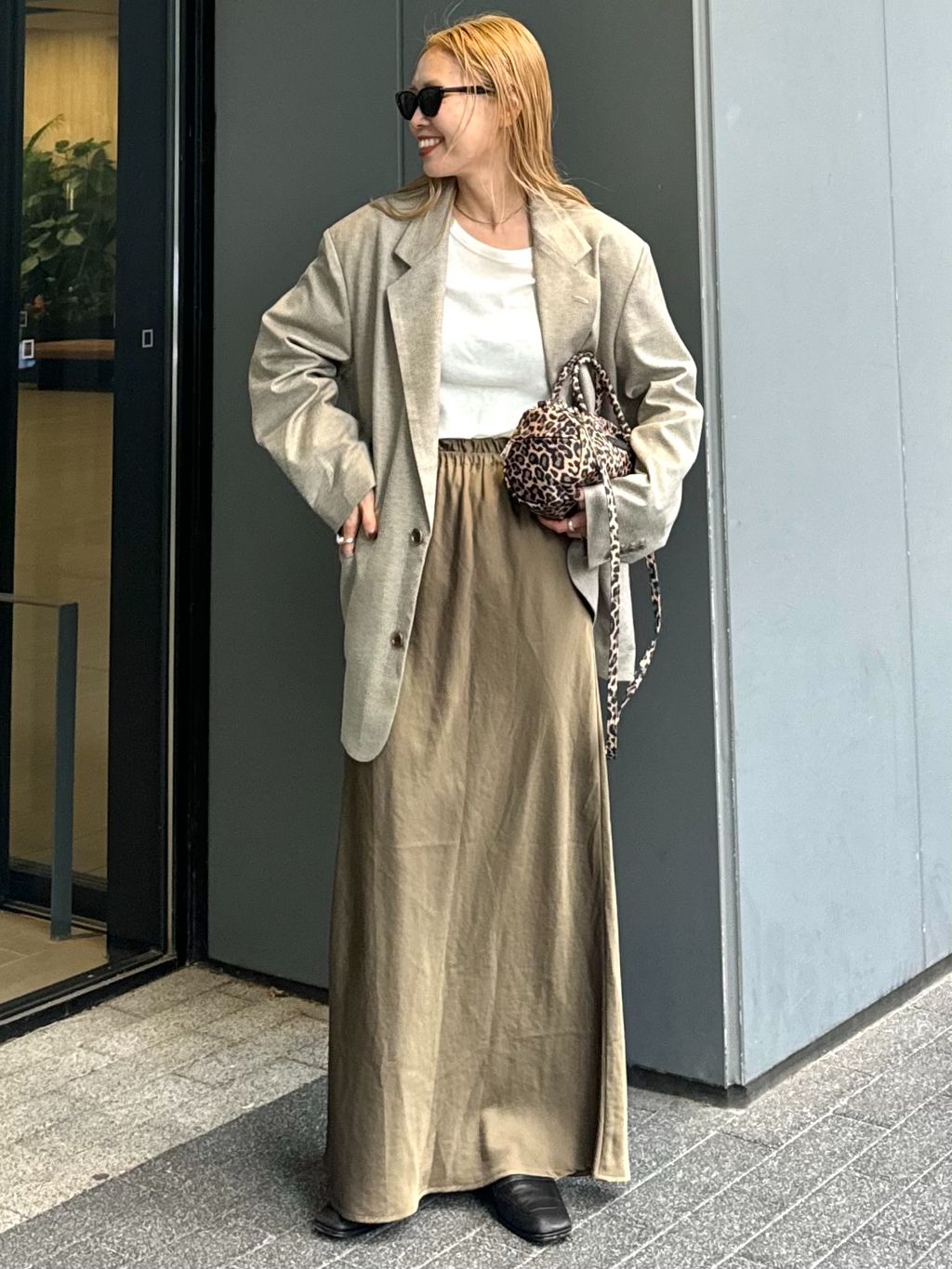 OUTDOOR PRODUCTS Usual Things