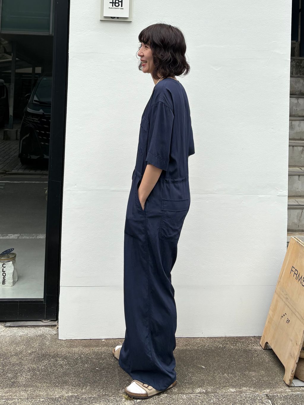 ダブルポケットVネックオールインワンのコーディネートスナップ（kanae