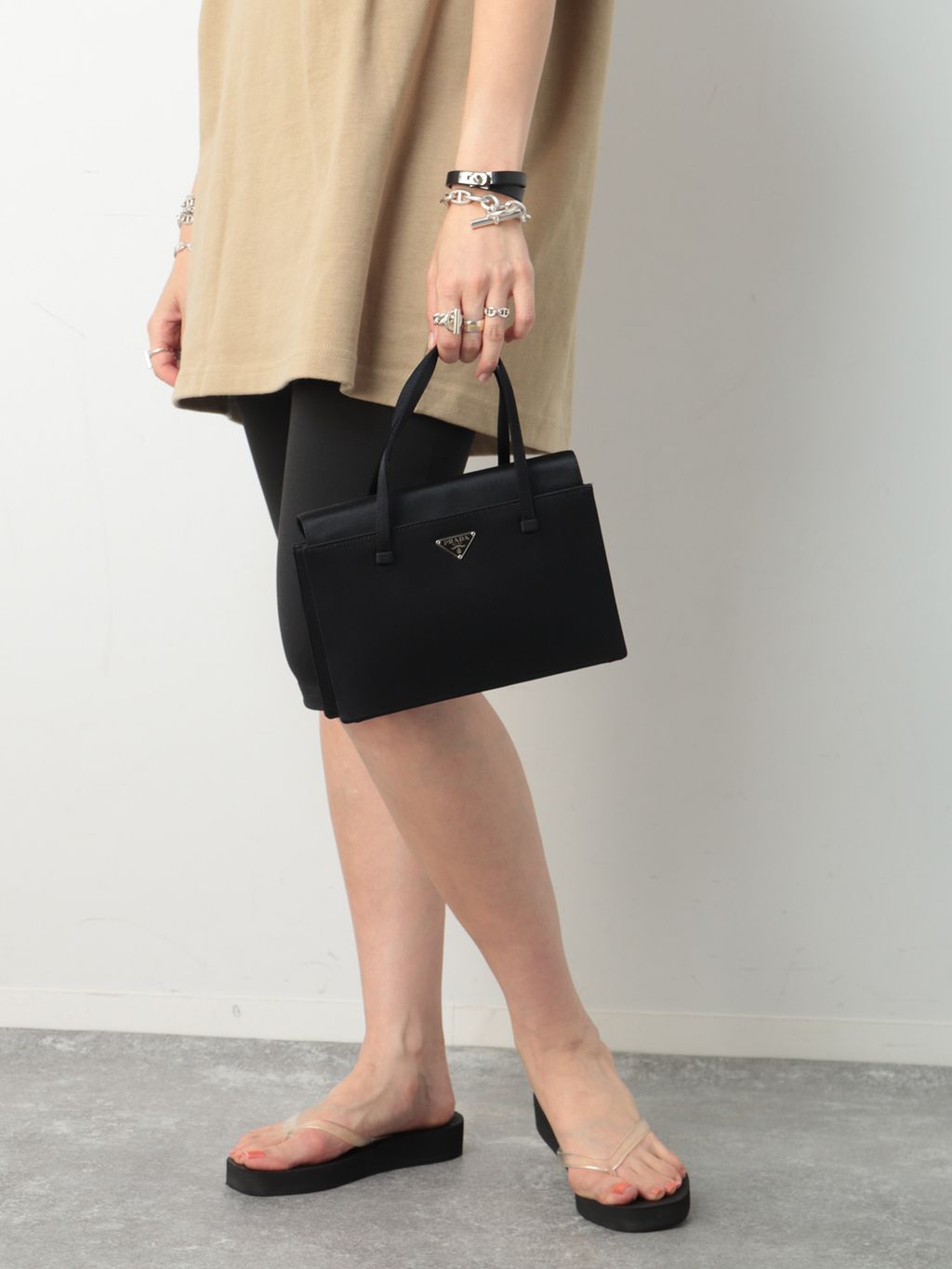 美品　プラダ PRADA　サテンバッグ PRADA/プラダ】handbag satinのコーディネートスナップ（Sayaka