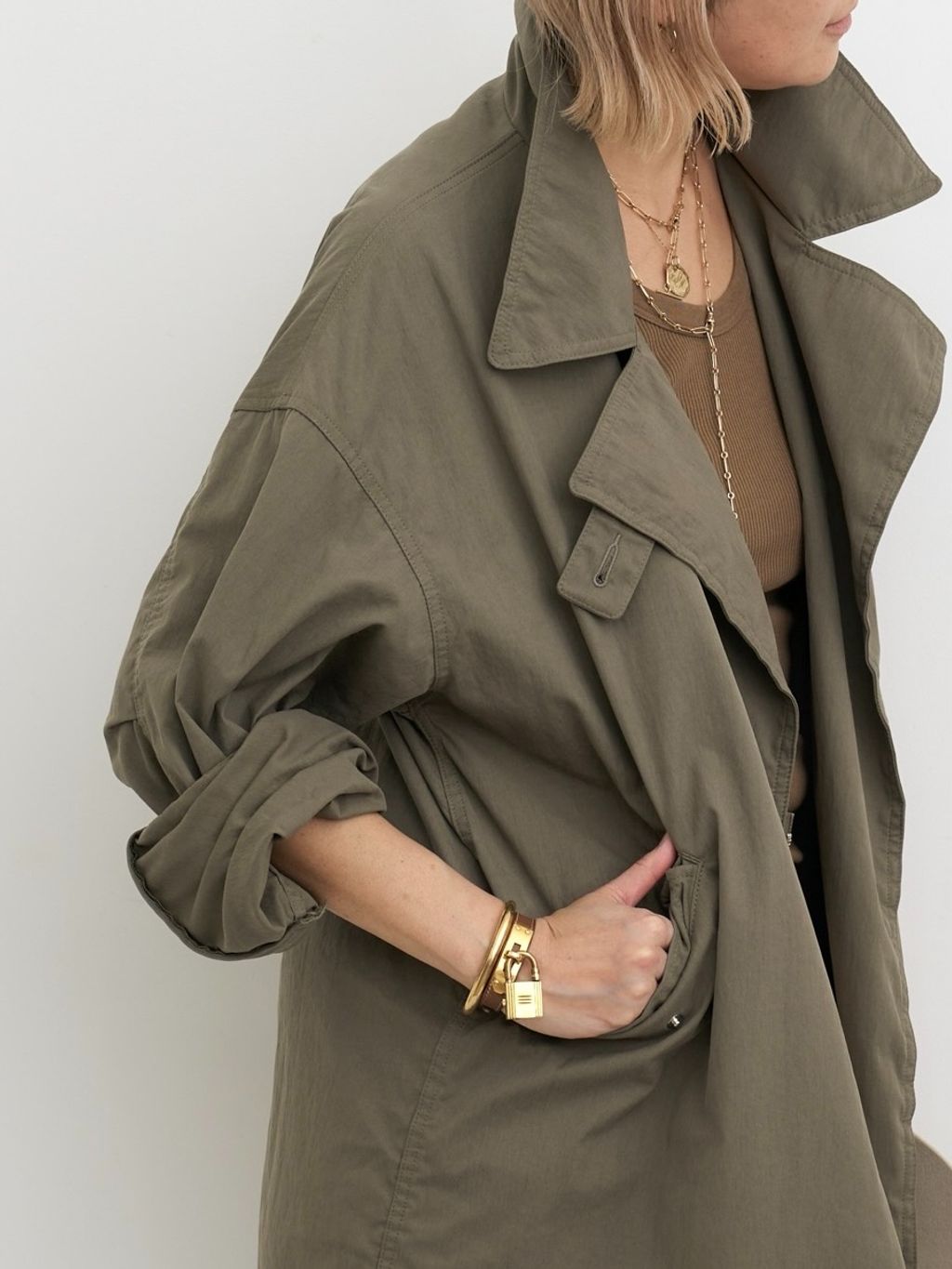 LISIERE MILITARY COATのコーディネートスナップ（STAFF.T）｜L