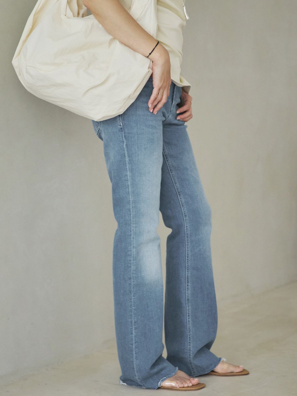 CLOSED / クローズド Off shoulder トップスのコーディネートスナップ