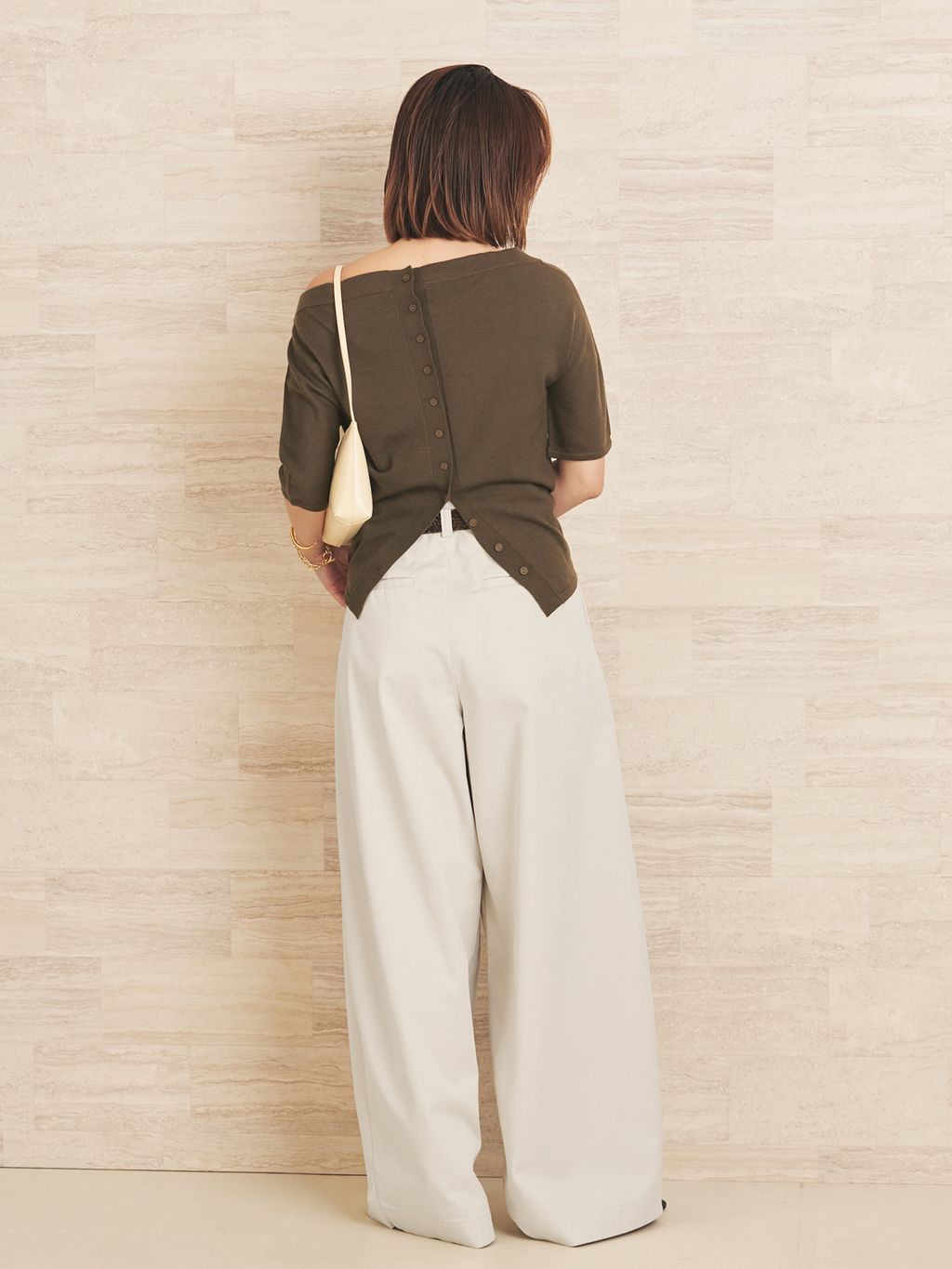 追加》R'IAM Super wide CHINO パンツ 6のコーディネートスナップ