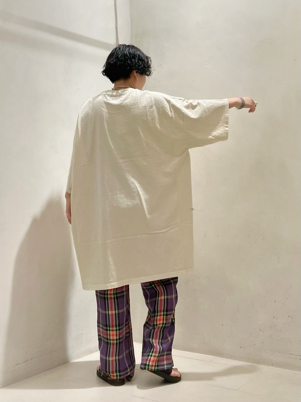 HARi】GIANT TSHIRTのコーディネートスナップ（MM）｜journal standard