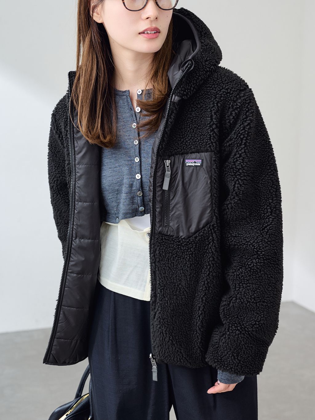 Patagonia リバーシブル　黒 アウター　ガールズXXL ≪追加予約≫PATAGONIA/パタゴニア KS reversibleready FreddyHoodyの