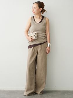 Vintage タンクトップのコーディネートスナップ（MIO）｜Deuxieme