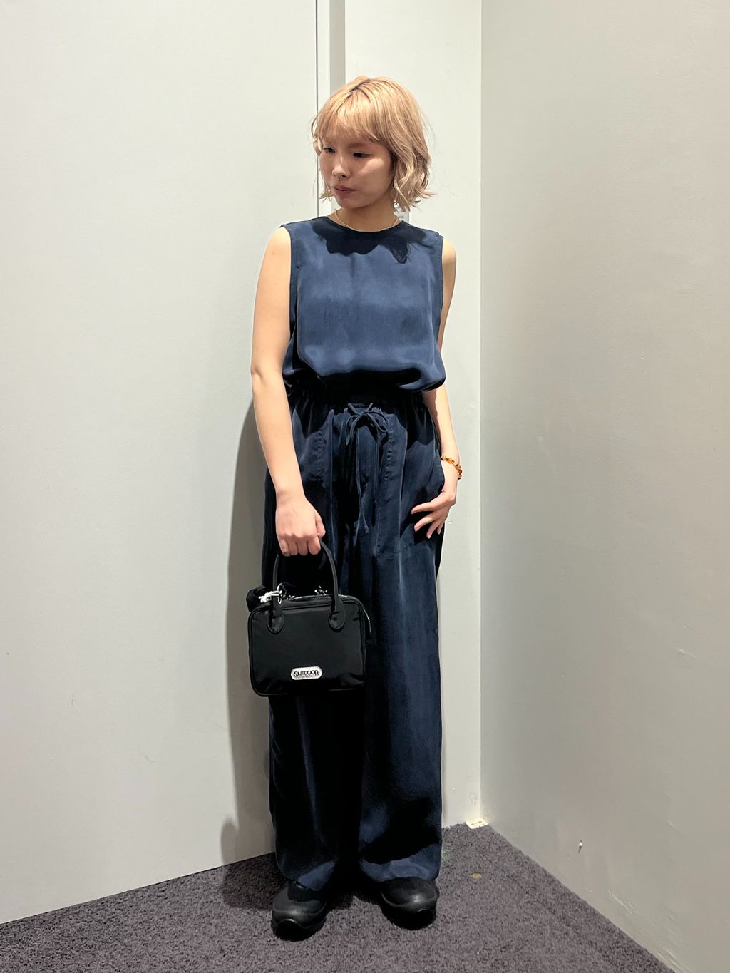 OUTDOOR PRODUCTS Usual Things