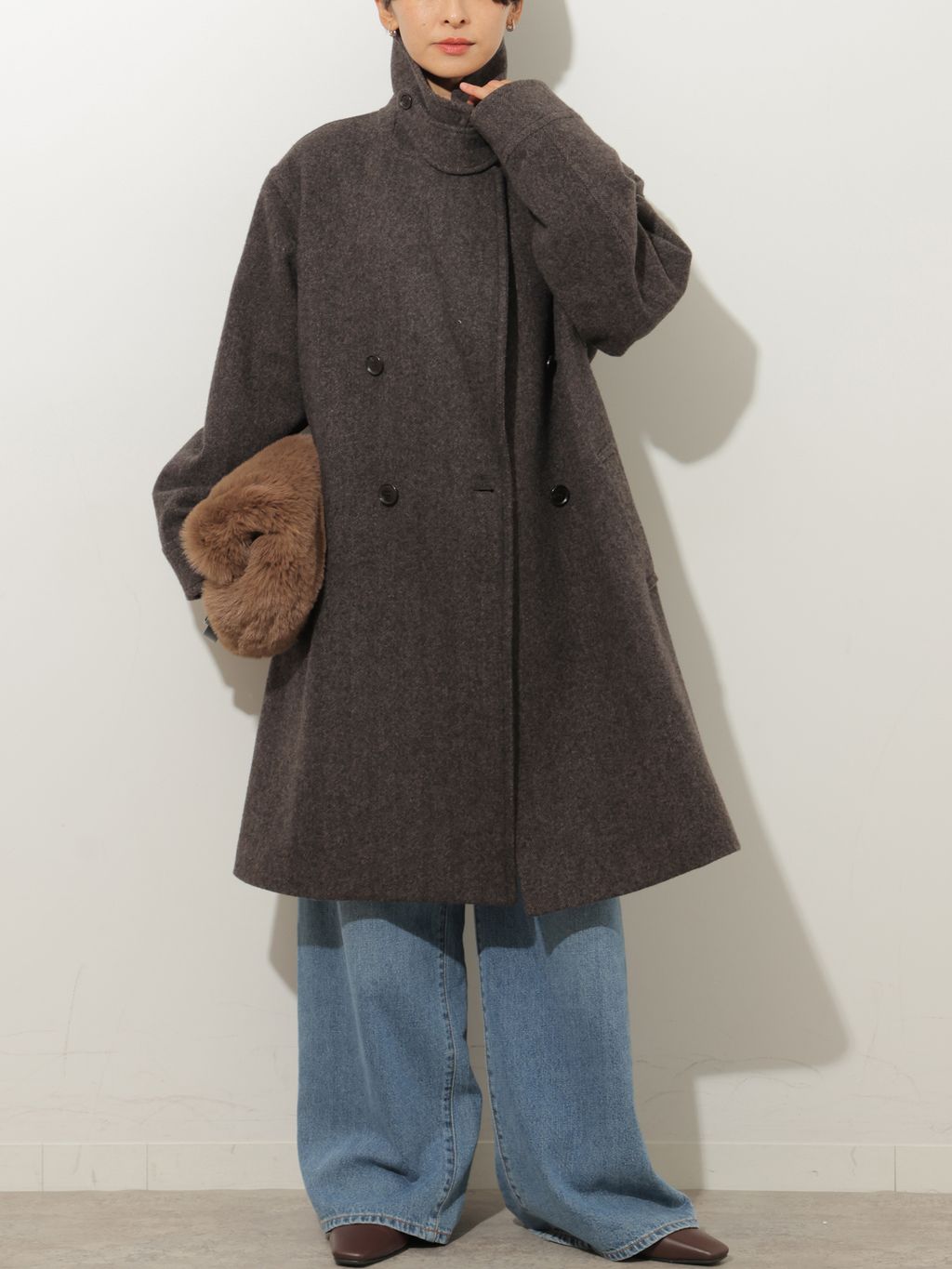 予約》尾州ウールスーパー100モッサロングコートのコーディネート