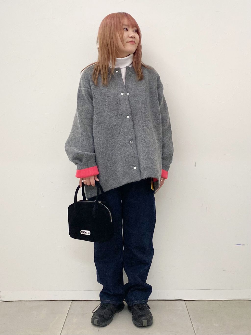 OUTDOOR PRODUCTS Usual Things