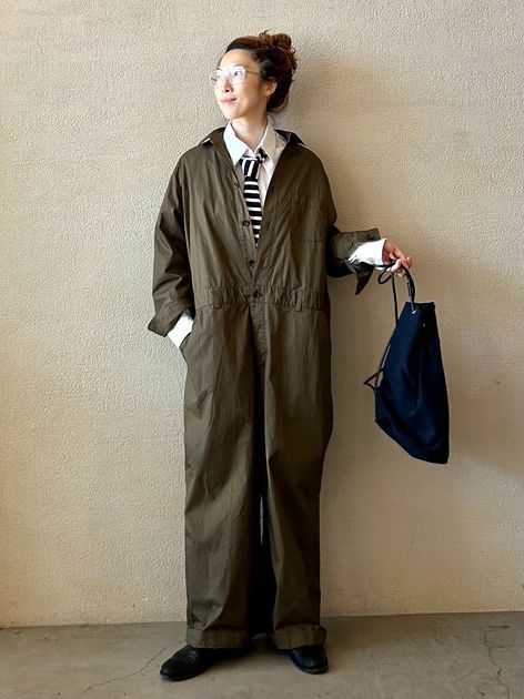 INFIELDER DESIGN SUNDAY NEON BAGのコーディネートスナップ（OE