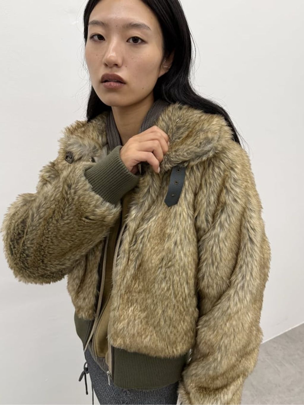 Oriensファージャケット フェイクファーブルゾンのコーディネートスナップ（Oriens Official