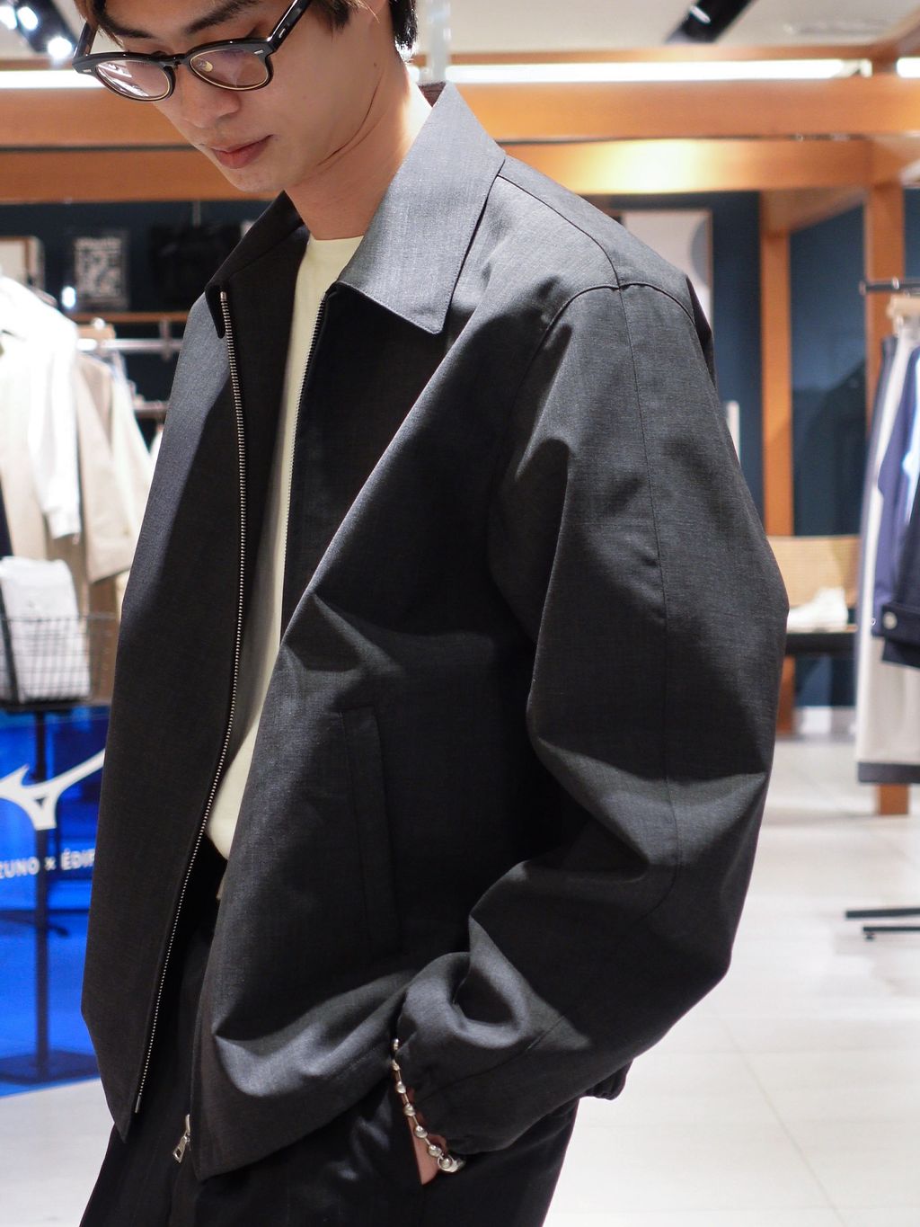 AURALEE (オーラリー) BONDED TROPICAL WOOL ZIP BLOUSONの