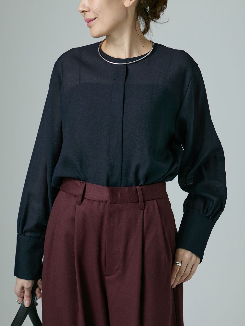 追加6予約》シアーブラウスのコーディネートスナップ（VERMEIL Online