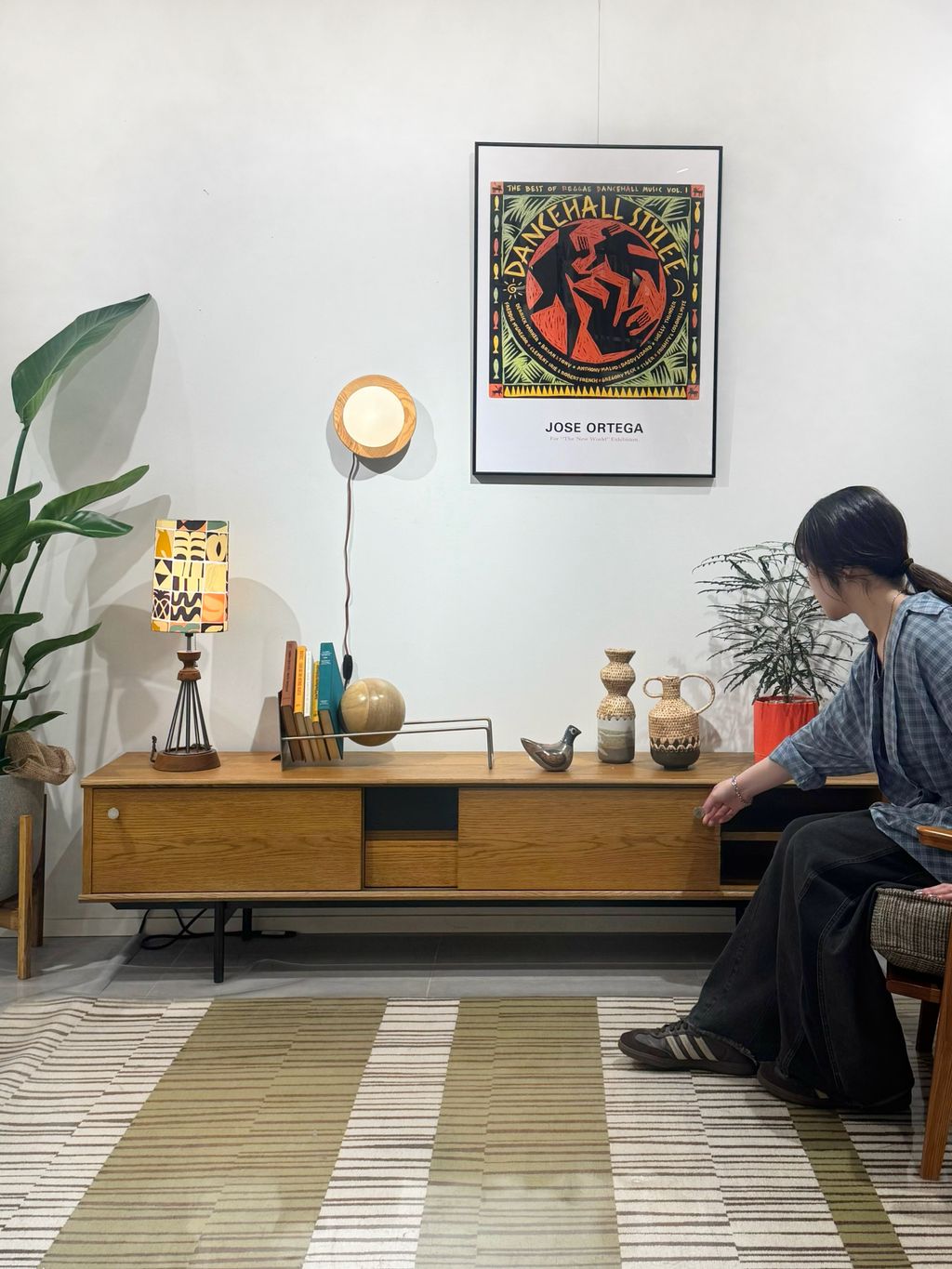 JOURNAL STANDARD FURNITURE