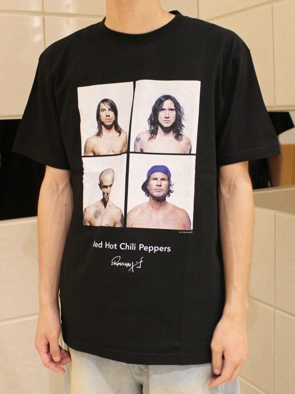 レッドホットチリペッパーズ by ロス・ハルフィン プリント Tシャツの