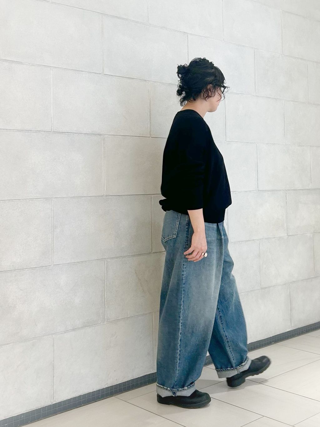 ジャーナルスタンダードラックス 13ozデニム　タックラウンドパンツ 追加2》13OZデニム タックラウンドパンツ（デニムパンツ）｜JOURNAL