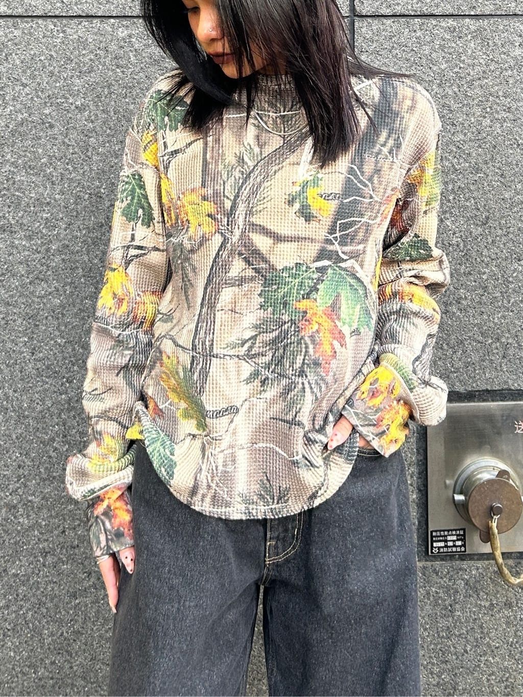 VALLAD / バラッド】カモ サーマル ロング Teeのコーディネート