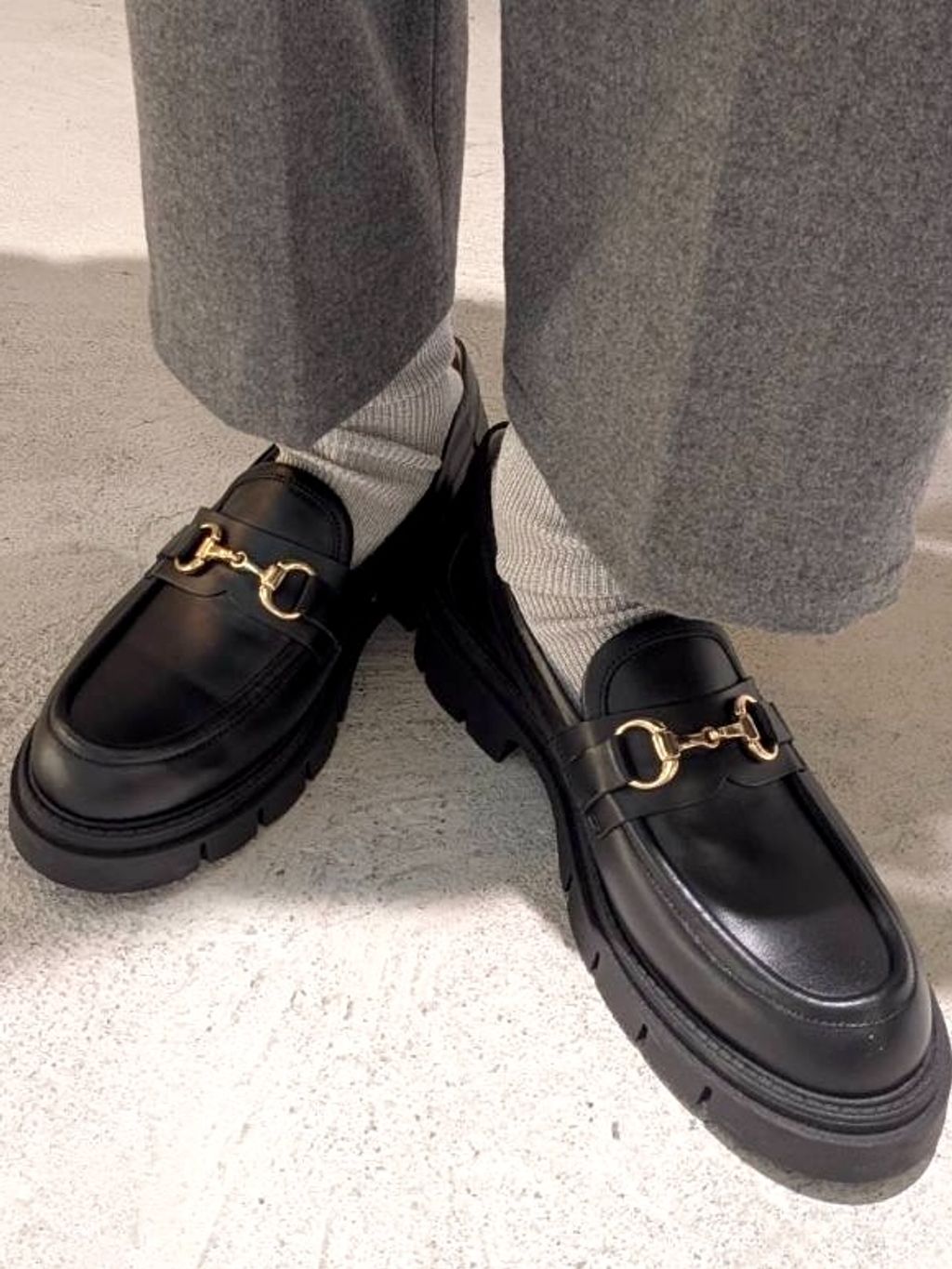 手洗い可》起毛タックテーパードパンツのコーディネートスナップ（YUMI