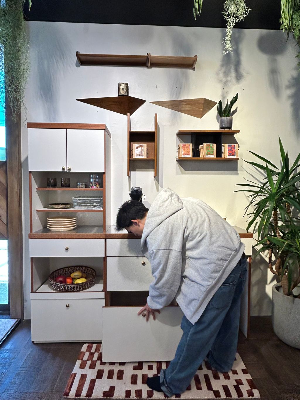 JOURNAL STANDARD FURNITURE