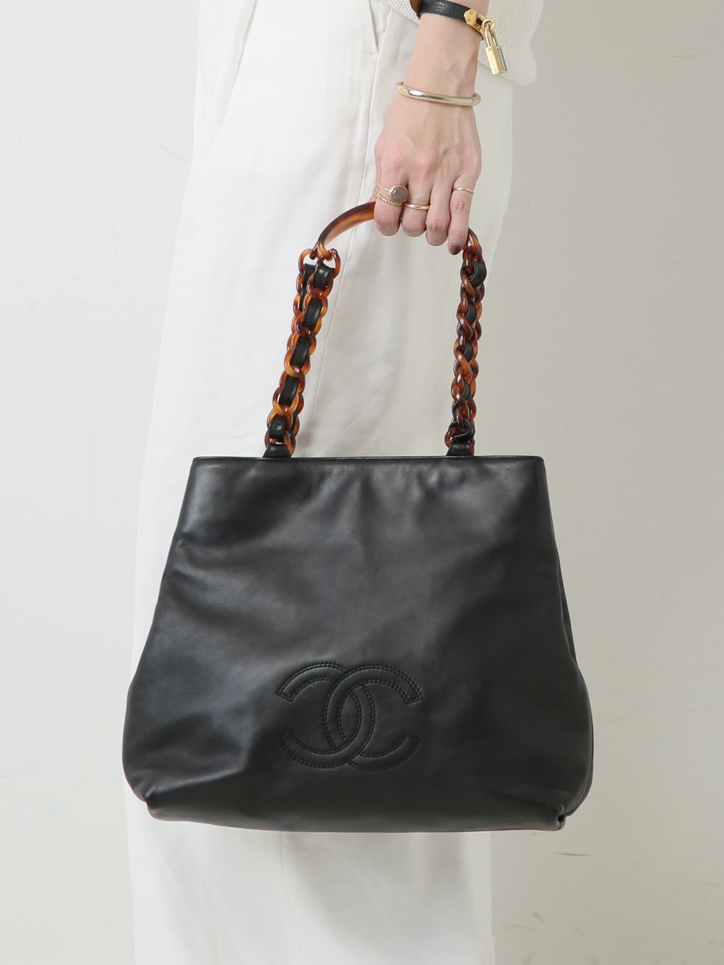 VINTAGE CHANEL/シャネル】チェーンショルダーバッグのコーディネート