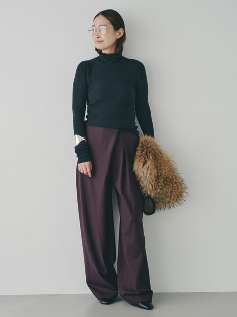 SMOCK ギャザー プルオーバーのコーディネートスナップ（MIZU 