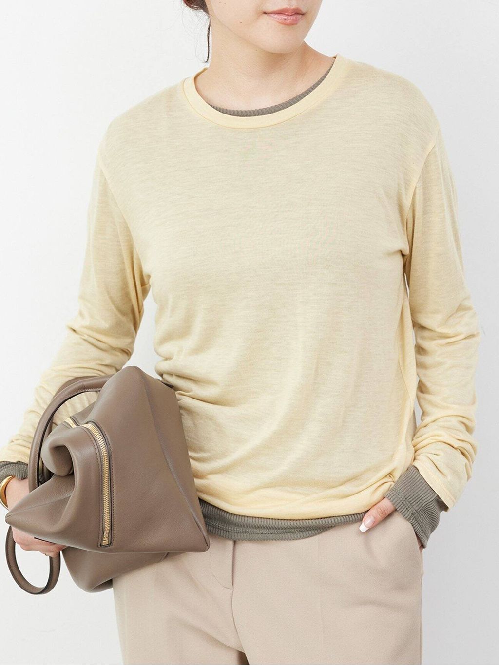 Slim Flare パンツ 1のコーディネートスナップ（CHIZURU）｜Deuxieme