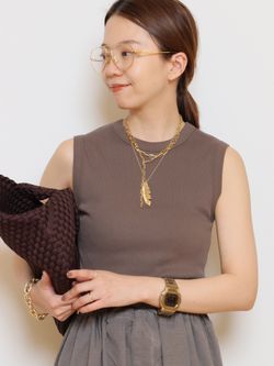 Dignity sleeveless プルオーバーのコーディネートスナップ（HASE