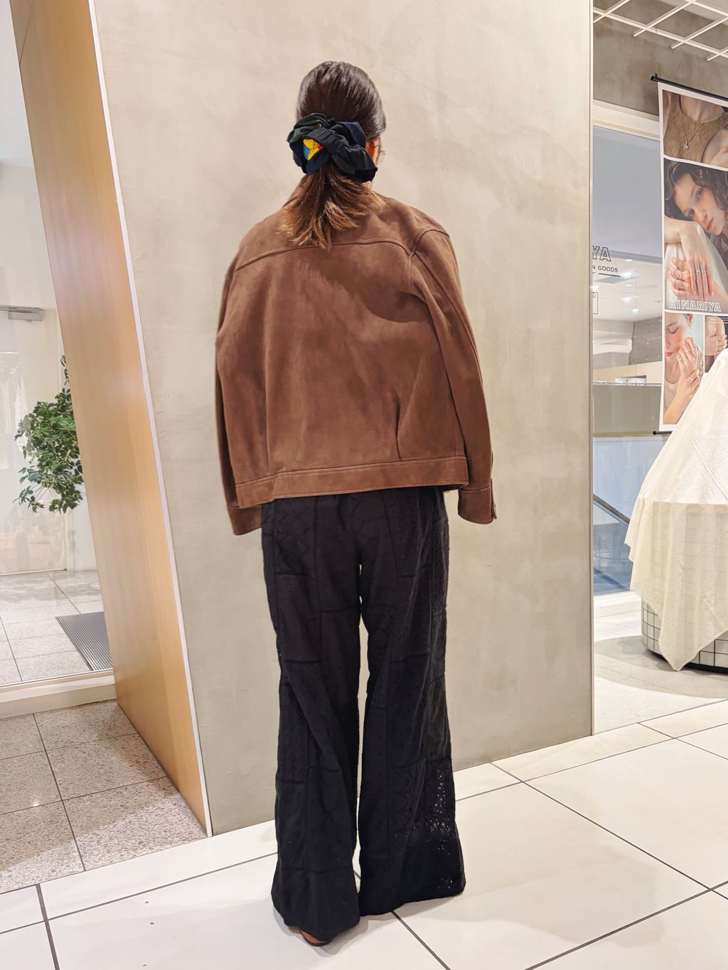IENA LA BOUCLE レースアソートイージーパンツのコーディネート
