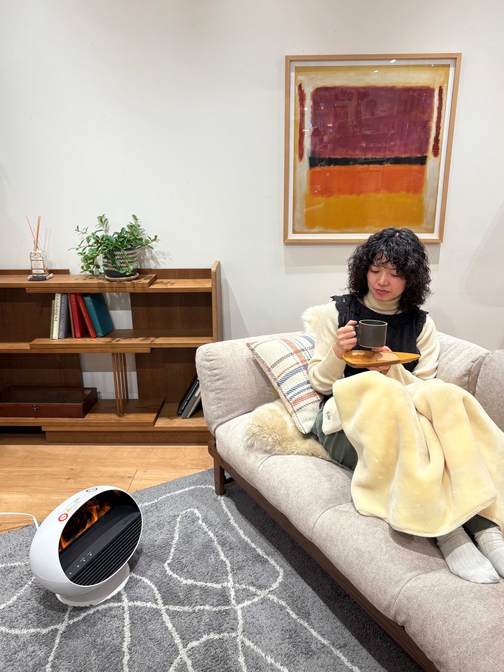 JOURNAL STANDARD FURNITURE