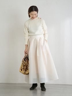 シアーフォルムスカートのコーディネートスナップ（Suzy）｜IENA