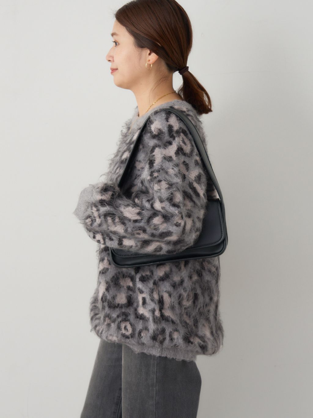 レオパードシャギーニットのコーディネートスナップ（Onda）｜JOURNAL