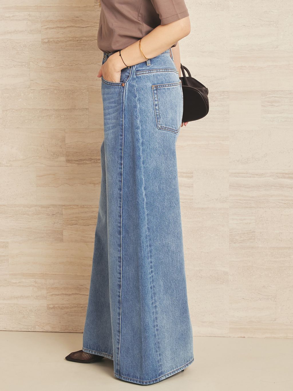 Plage High Rise デニム　34 追加》REMAKE WIDE DENIM パンツのコーディネートスナップ（yoshie