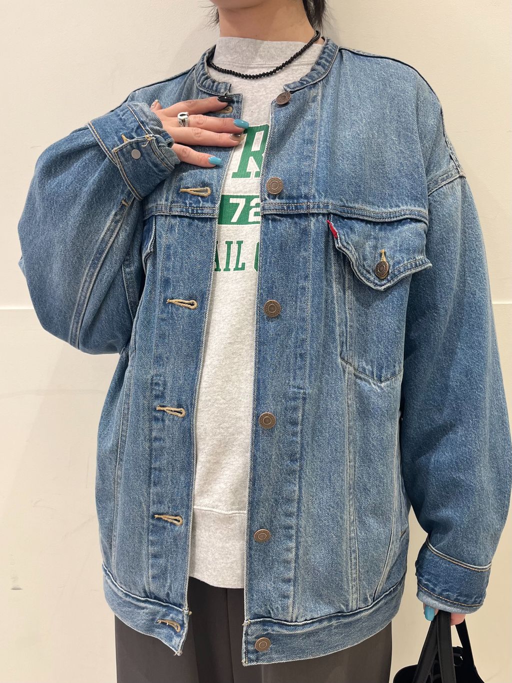26SS新作］別注【LEVI'S】COLLARLESS XL TRUCKER：デニムジャケットの
