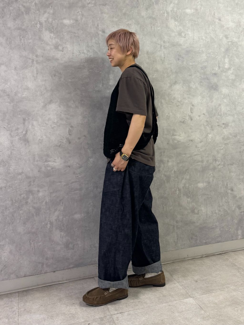 予約》10OZデニム ARMYビッグパンツのコーディネートスナップ（E.M