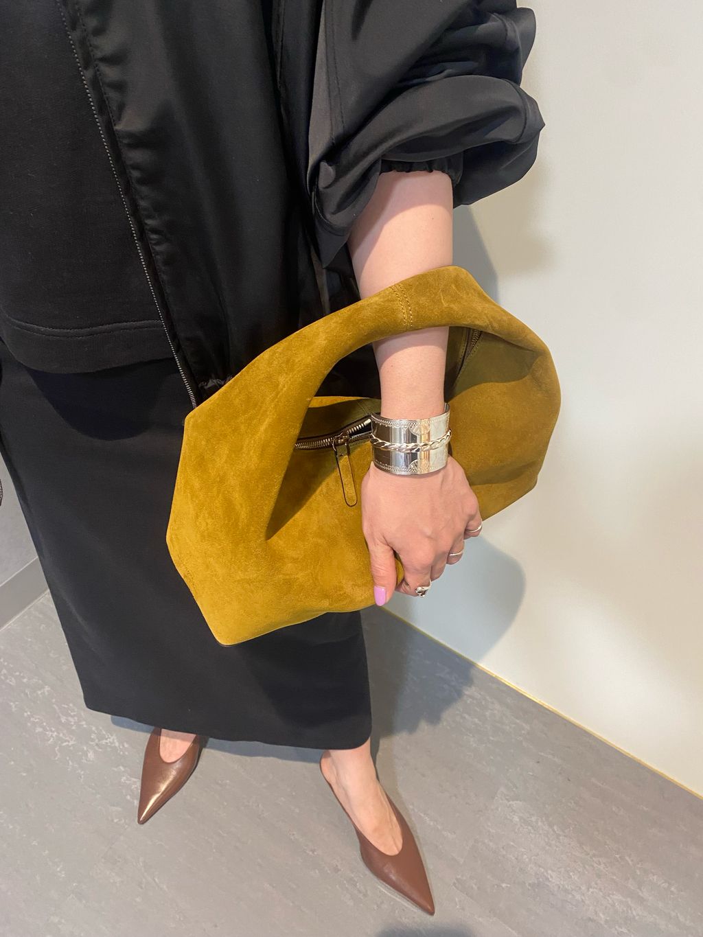 ダブルサテンZIPブルゾンのコーディネートスナップ（TSUNODA