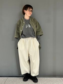 ブリスターニット タックバルーンパンツのコーディネートスナップ（E.O