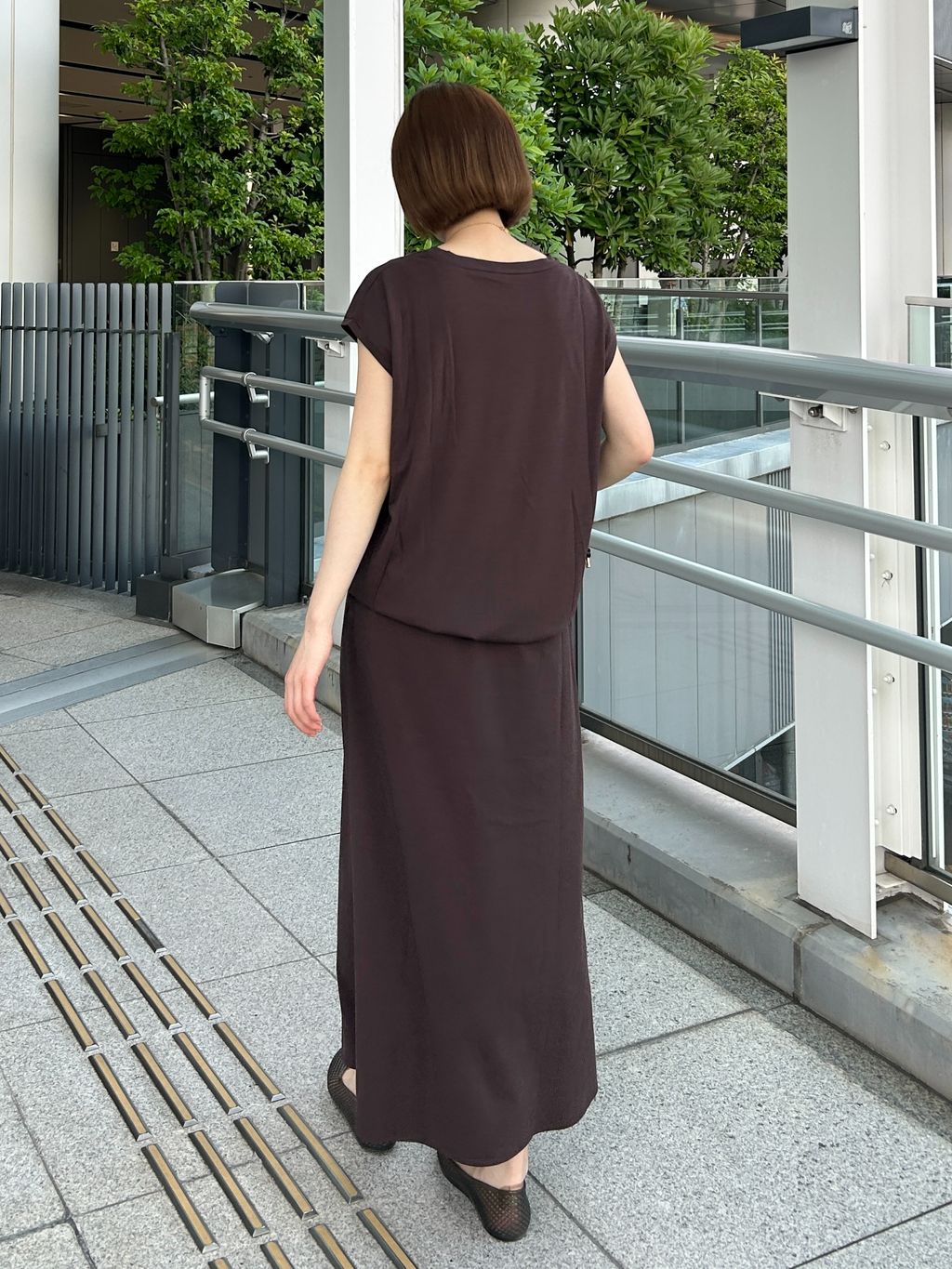 2枚セット》ニュアンスカットソー×ナロースカートセットアップの