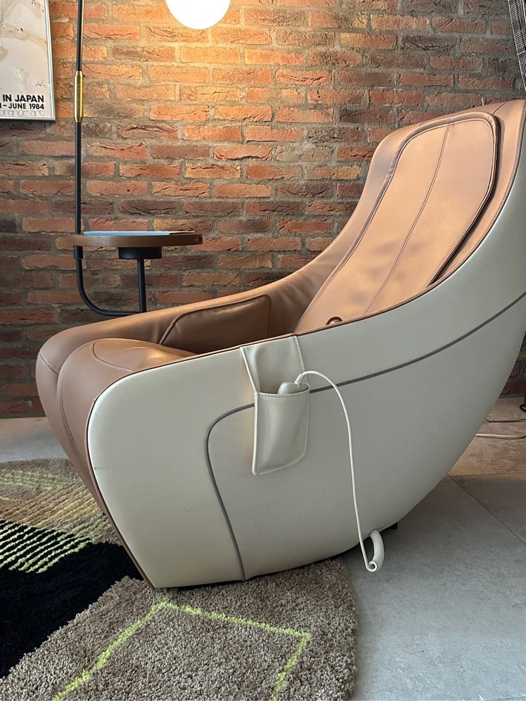 予約》COMPACT MASSAGE CHAIR MR320 マッサージチェアのコーディネート