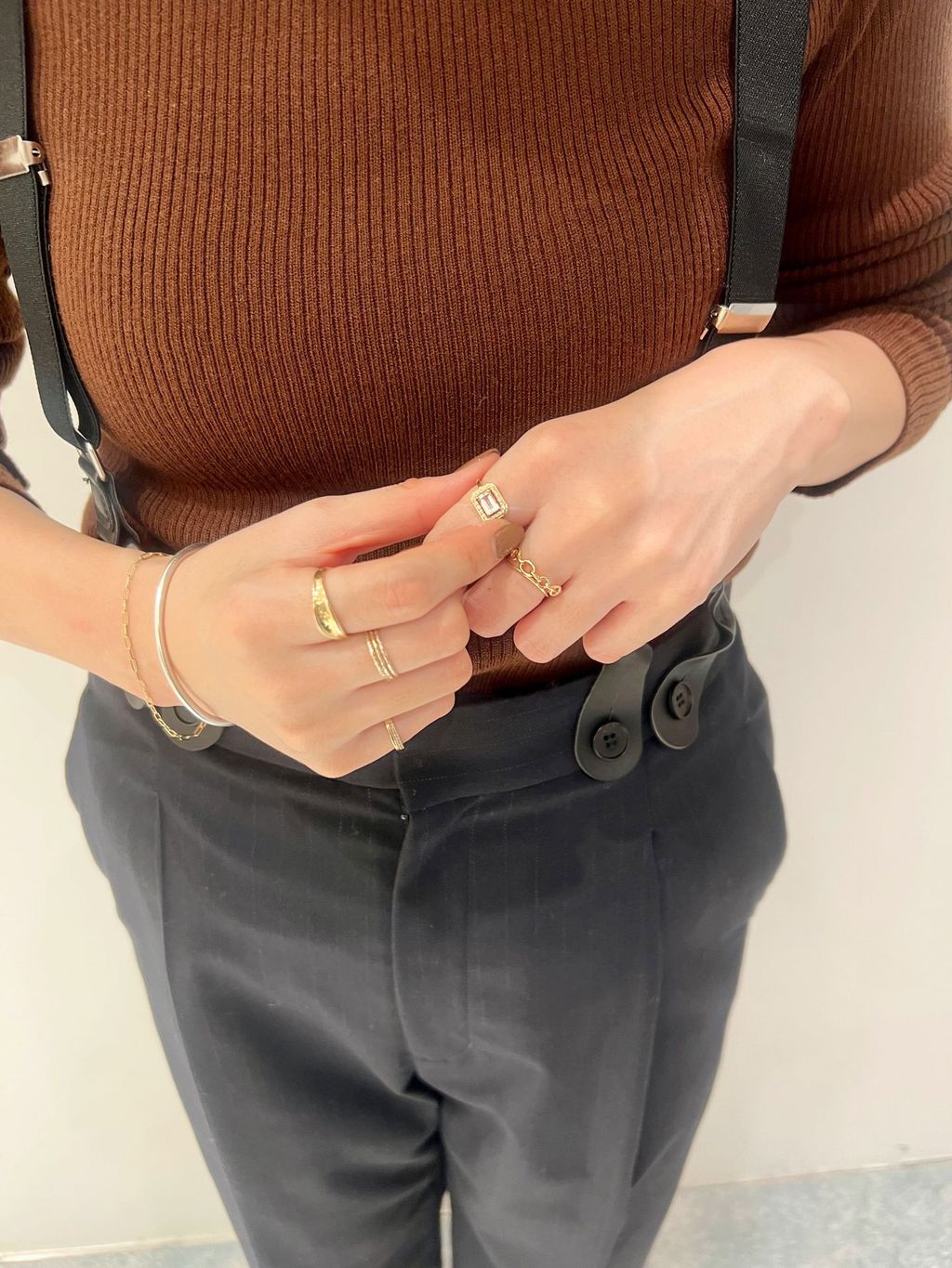 10th三日月サイドダイヤピアス K10（両耳）のコーディネートスナップ