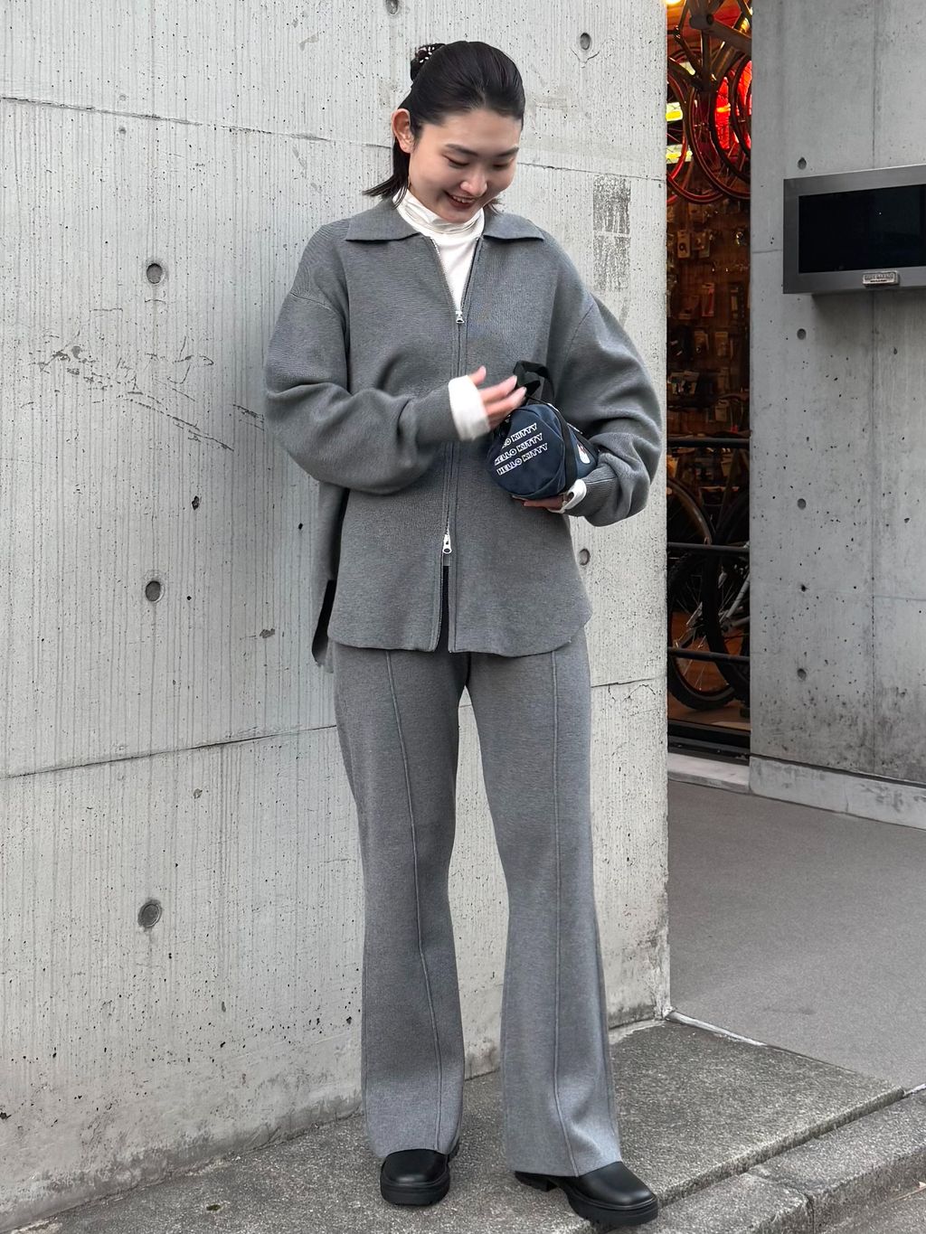 OUTDOOR PRODUCTS Usual Things