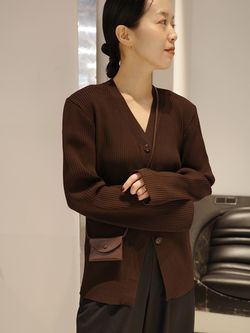 追加》R'IAM RIBシェイプカーディガンのコーディネートスナップ