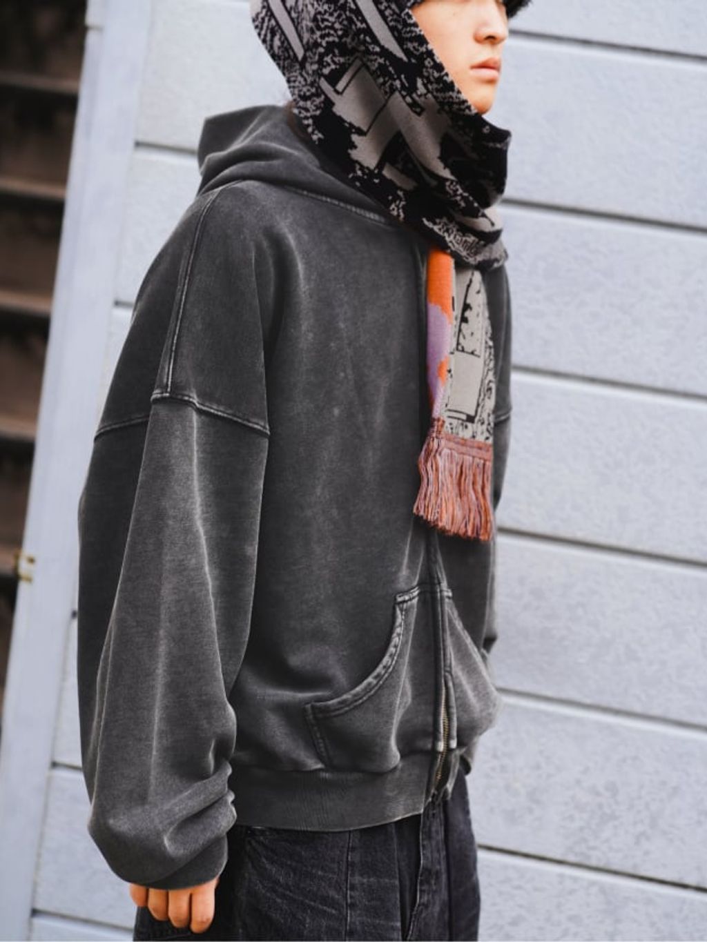 JERZEES別注ZIP UP HOODIEのコーディネートスナップ（HIROMU）｜JOINT