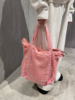 追加》別注【HOLIDAY/ホリデイ】PACKABLE STRAP TOTEのコーディネート